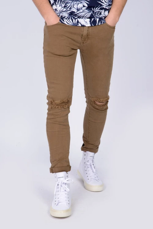 Τζιν Skinny Fit με σκισίματα