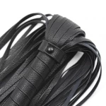 Μαύρο μαστίγιο αλογοουρά με 80 λουριά Naughty Toys 42