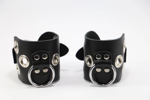 Kiotos Leather Handcuffs