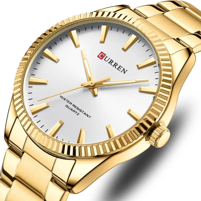 Curren 8425 Gold Ρολόι με Λευκό Καντράν και Χρυσό Μπρασελέ