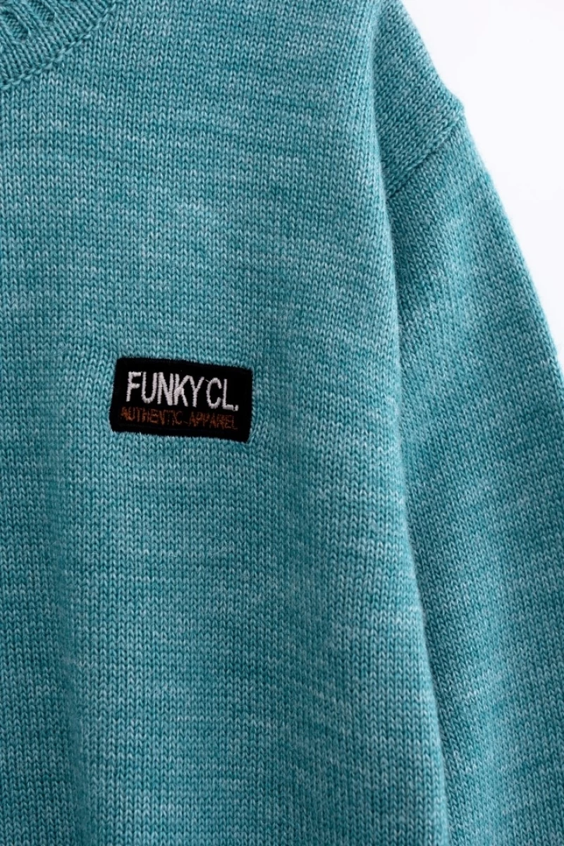 Funky Πουλόβερ, Πετρόλ