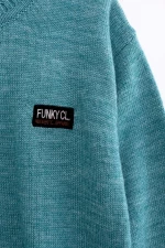 Funky Πουλόβερ, Πετρόλ