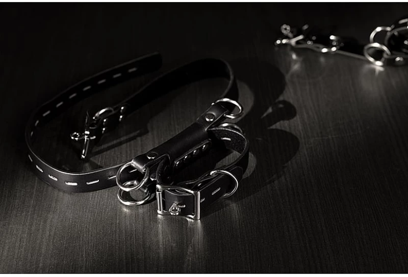 Ouch Kneeling Thigh Cuff Set - Black
