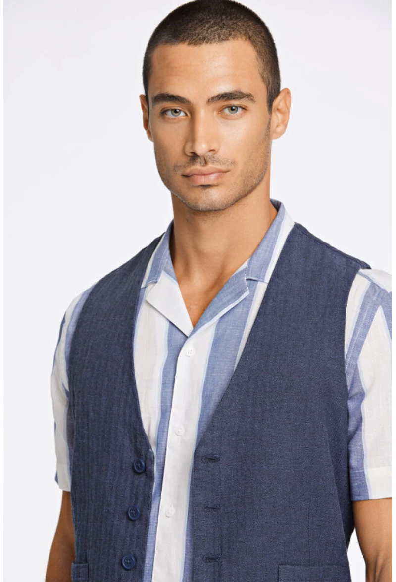 Lindbergh Men's Waistcoat Linen Blue