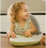 Interbaby Αντιολισθητικό Πιάτο Σιλικόνης Με Θήκες Και Καπάκι Olive Green