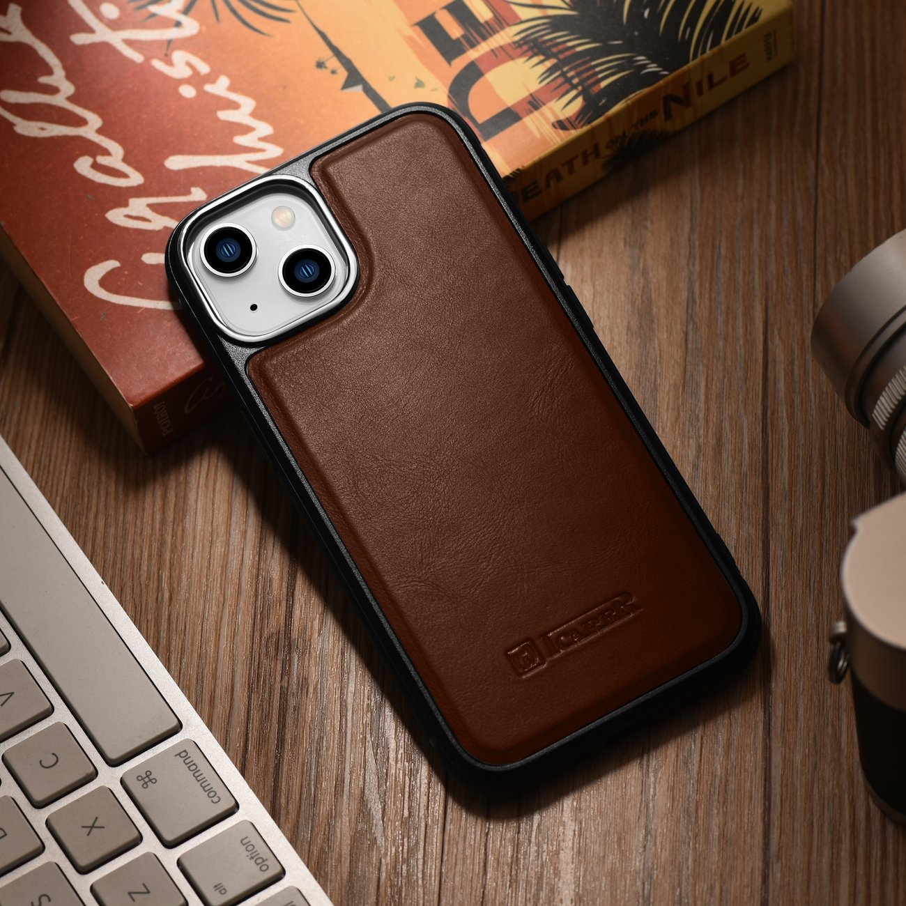 iCarer Oil Wax Leather Cover - Δερμάτινη Θήκη με TPU Bumper - Apple iPhone 14 Plus - Brown (WMI14220719-BN)
