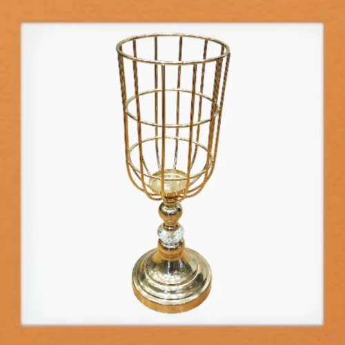 Κηροπήγιο μεταλικο gold 30cm