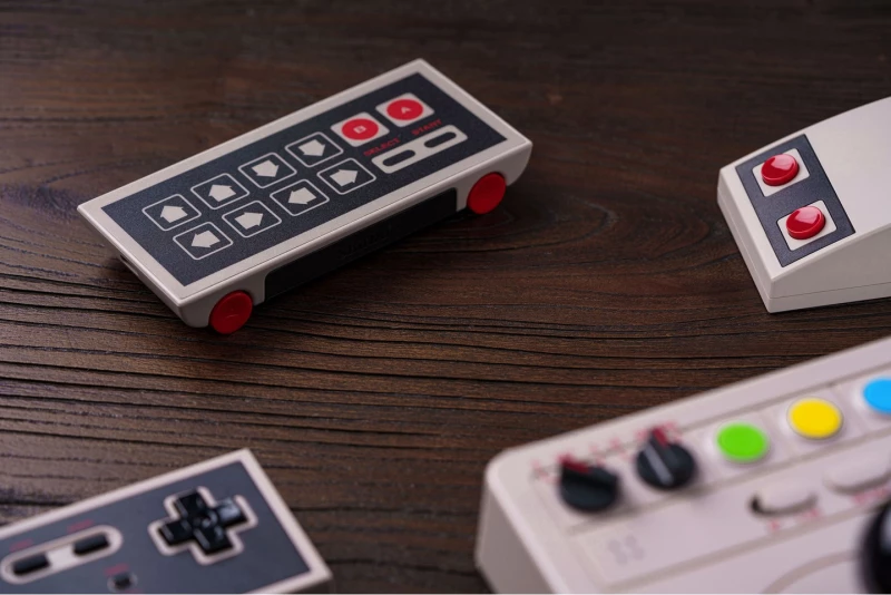 8BitDo N30 Wireless Mobile Charger / Nintendo Switch