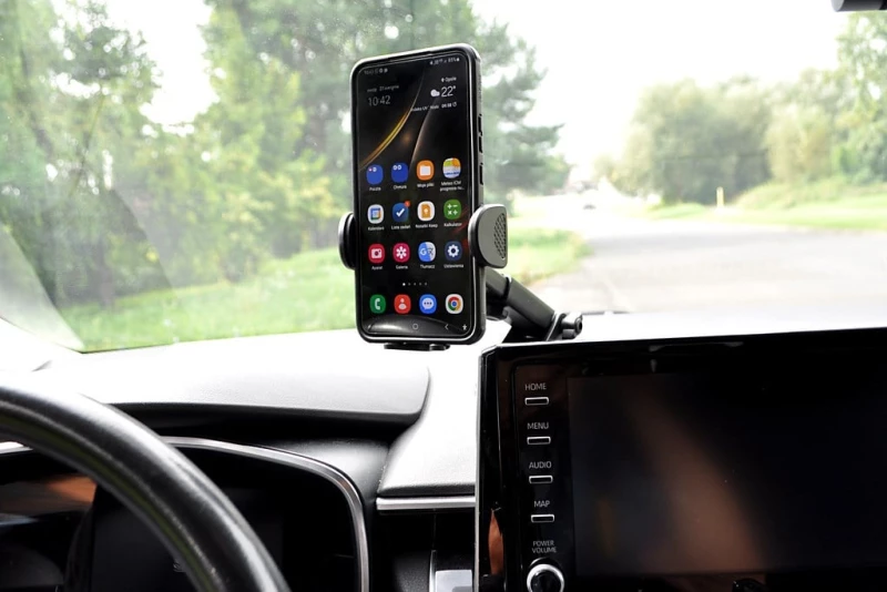 iBox H-9 Car holder for smartphone - Black