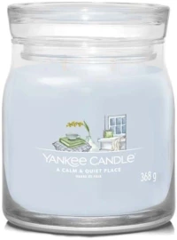 Αρωματικό Κερί A Calm & Quiet Place Medium 1701384E 9,3x11,4cm Light Blue Yankee Candle Κερί,Γυαλί