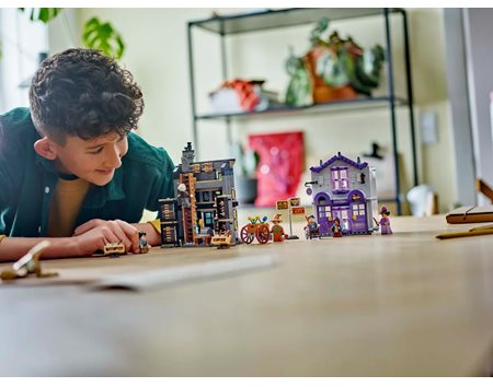 Lego Harry Potter Ollivanders & Madam Malkin's Robes - 76439