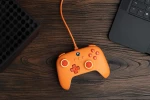 8BitDo Ultimate C Wired Xbox Gamepad Orange / Xbox Series X