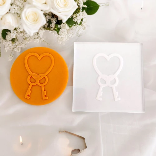 Σφραγίδα Ζαχαρόπαστας heart & Keys