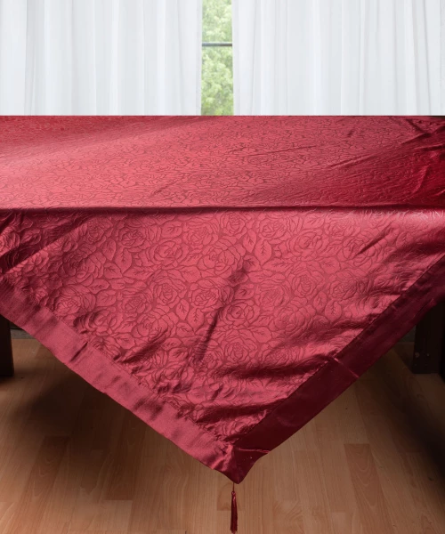 Σατέν τραπεζοκαρέ 2009 λουλούδι (130cm x 130cm) μπορντώ - -