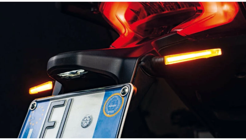 Paraxite ΦΛΑΣ MOTO PROJECT 001 ΜΑΥΡΑ 12V COB LED TECHNOLOGY PARAXITE - 2 ΤΕΜ. L.PTS001N