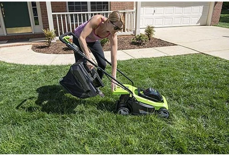 Κοπτικό γκαζόν Greenworks GD24LM33K4