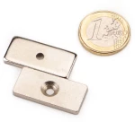 Μεταλλικό Αντικρίσμα 30x14x3mm Οπή Φρέζα