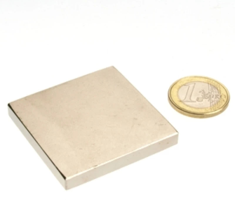 Μαγνήτης Παραλληλεπίπεδος 45x45x6mm Νεοδυμίου Δύναμη Έλξης 18,5kg