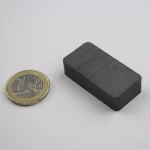 Μαγνήτης Παραλληλεπίπεδος 30x20x6mm Φερρίτης Δύναμη Έλξης 1,4kg