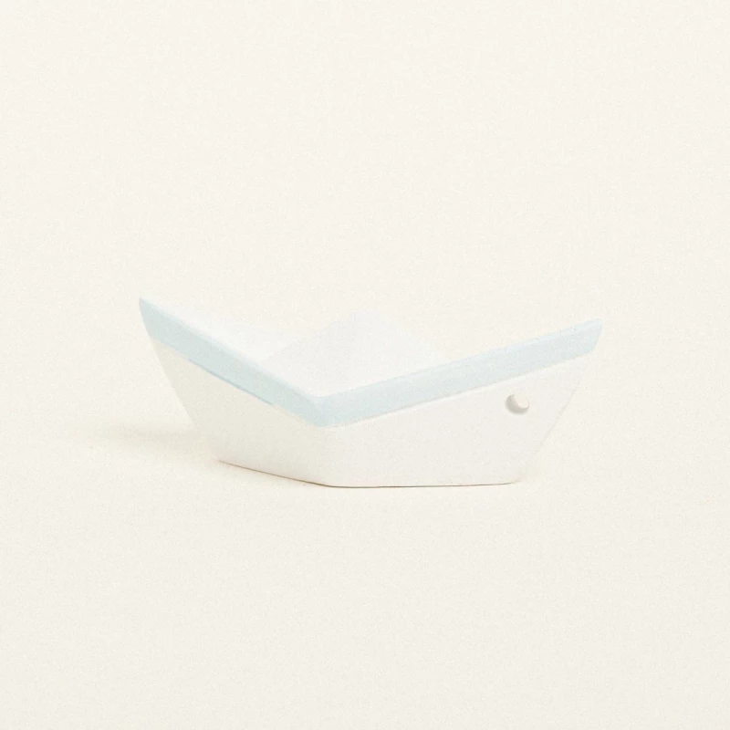 Beauty Home ΚΕΡΑΜΙΚΟ ΚΑΡΑΒΑΚΙ 7,5 x 3,5 x 3 cm ΛΕΥΚΟ / ΓΑΛΑΖΙΟ