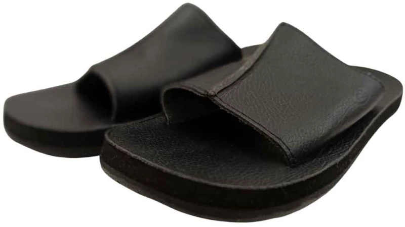 Παντόφλες δερμάτινες ανδρικές Reef Black