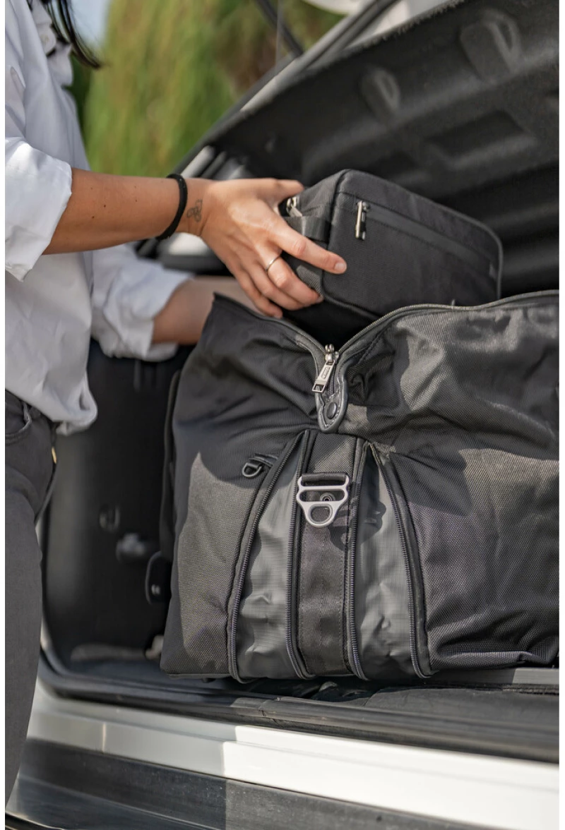 ΤΣΑΝΤΑΚΙ ΧΕΙΡΟΣ SB-01 ORGANIZER ΣΕ ΜΑΥΡΟ ΧΡΩΜΑ (25Χ14Χ10cm)