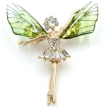 LAPEL PIN ΚΑΡΦΙΤΣΑ ΝΕΡΑΙΔΟΥΛΑ με στρας + πέτρες σε πράσινο χρώμα