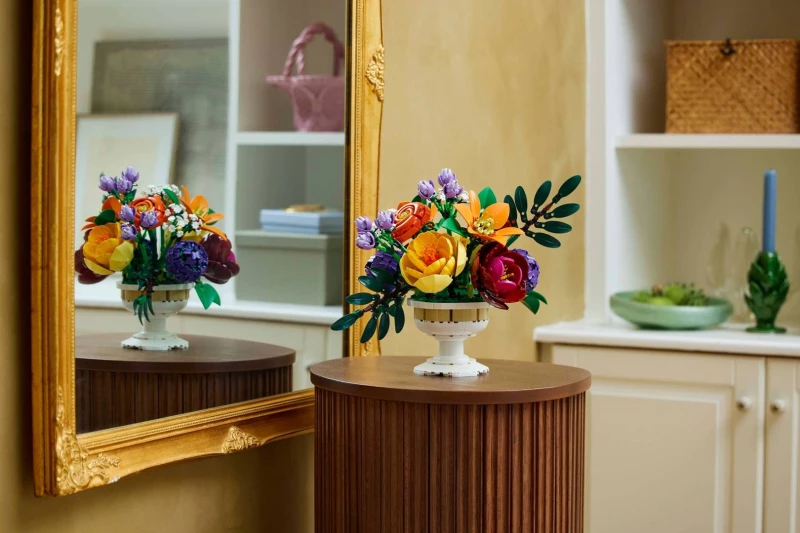 LEGO BOTANICALS 10345 Flower Arrangement