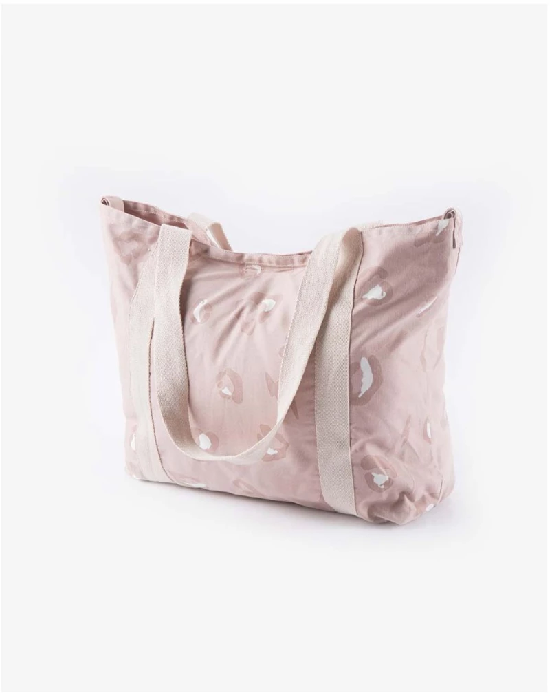 Minene – Picnic Blanket Pink Leopard