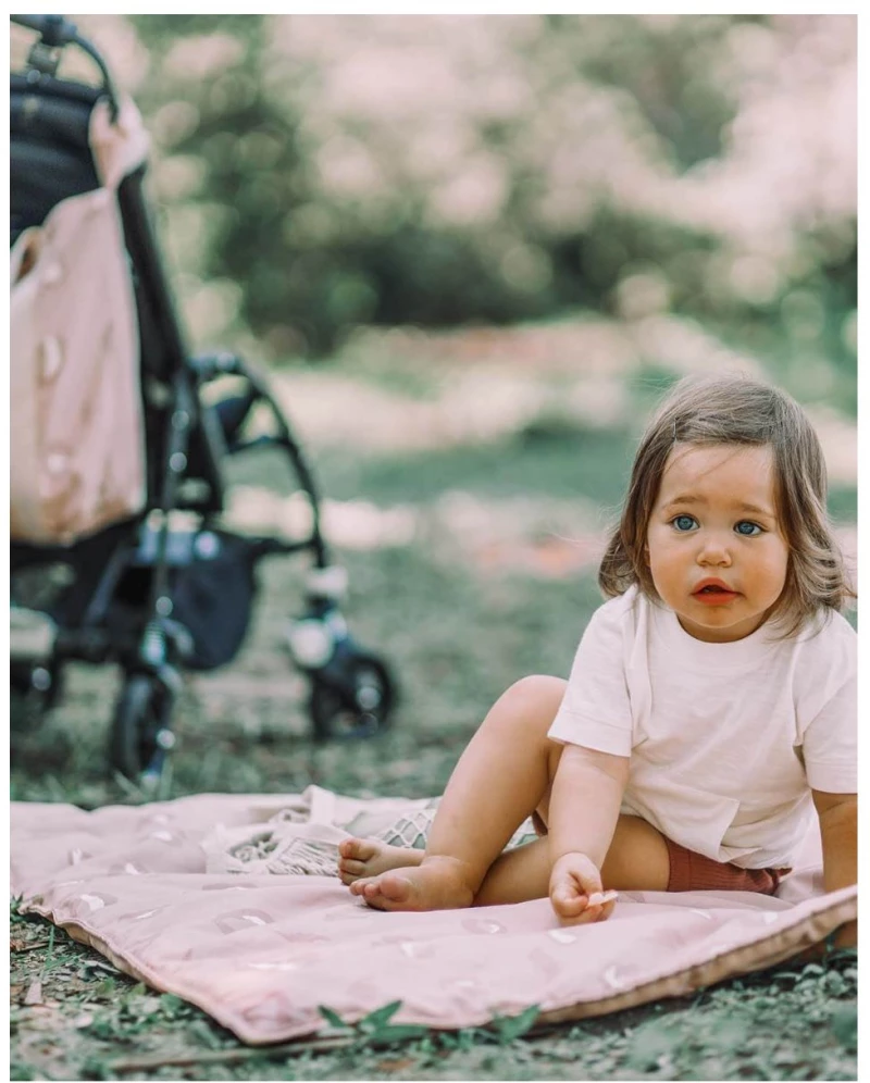 Minene – Picnic Blanket Pink Leopard